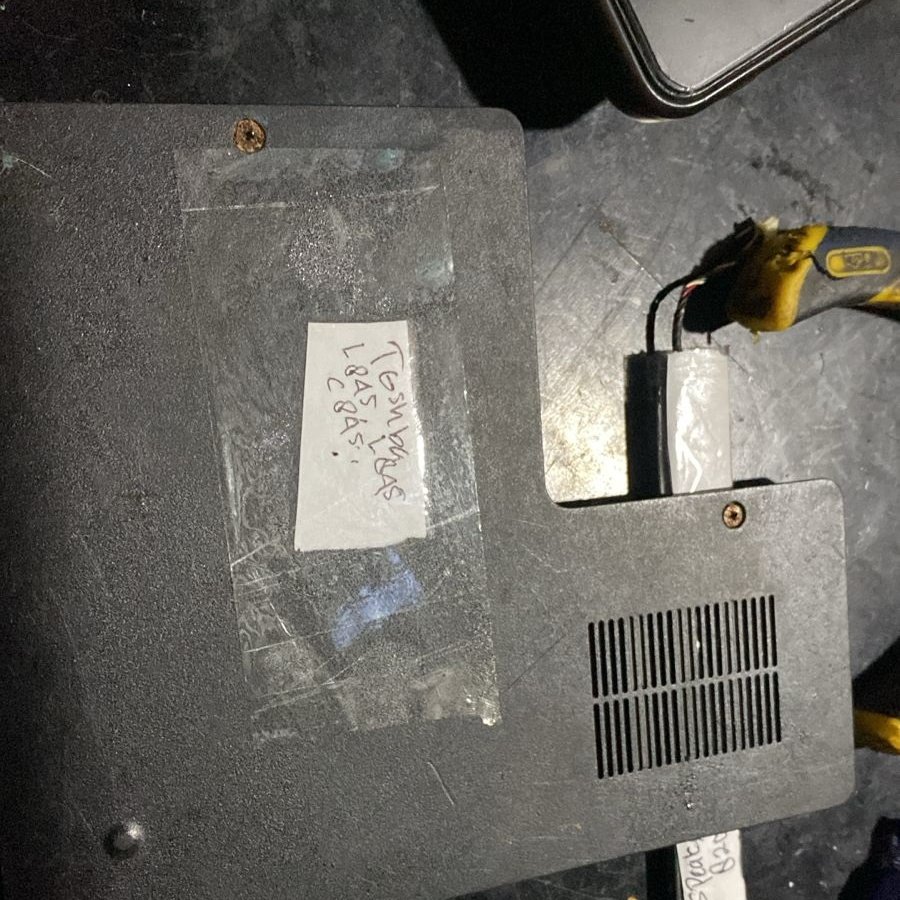 Casing Toshiba L845 c845 Bagian bawah