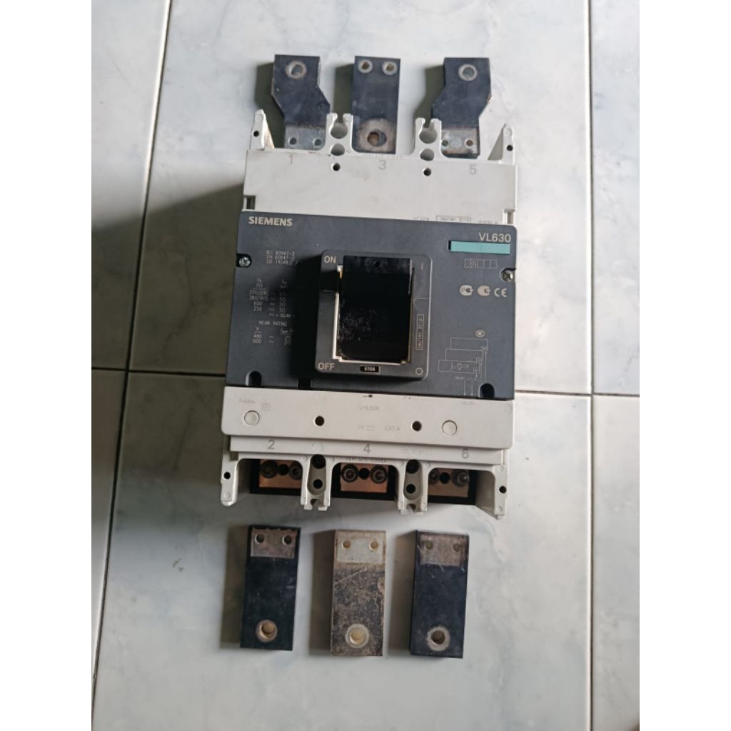 mccb 630A