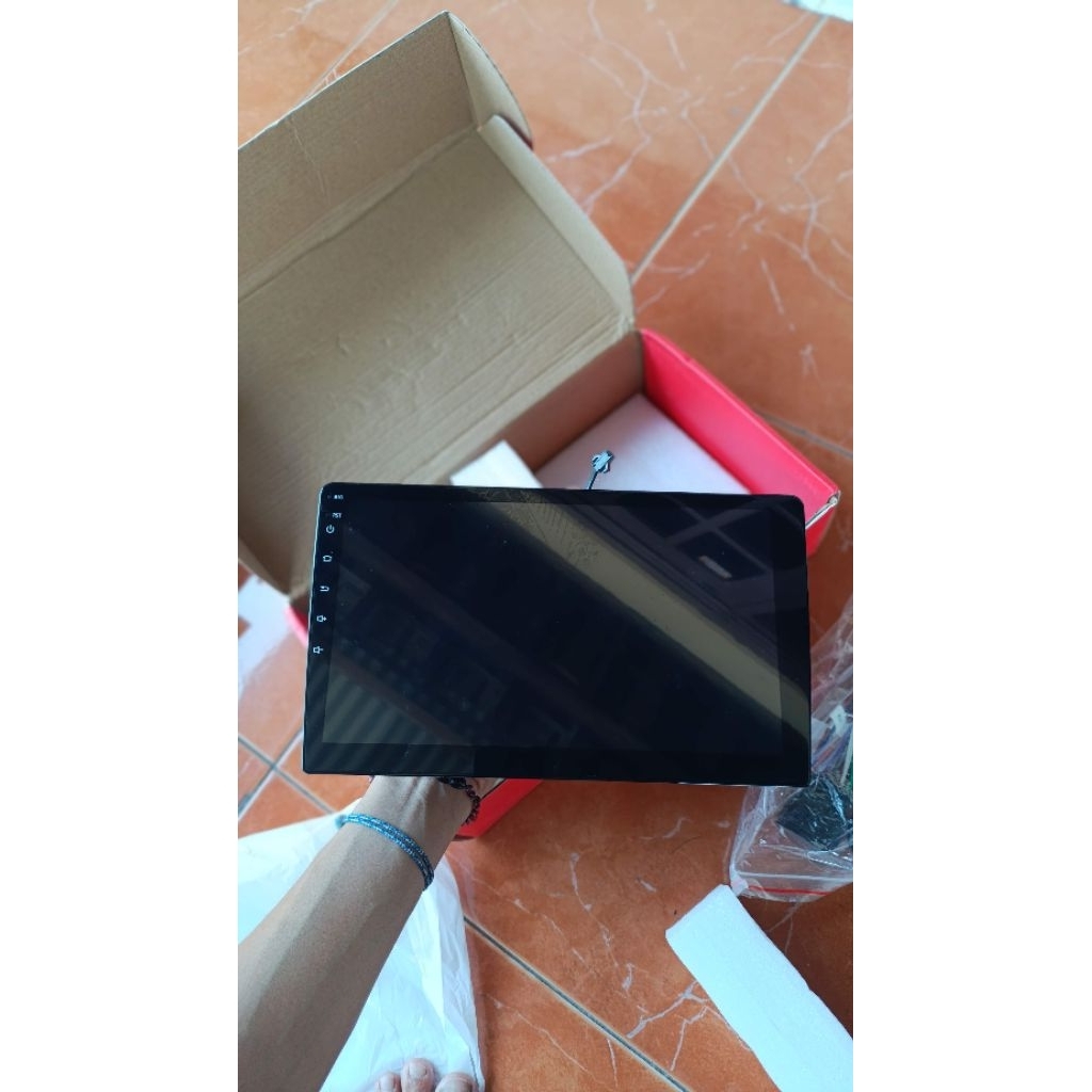Head Unit Android mobil 10 inch dengan kipasnya, lengkap gps, kamera mundur, dll