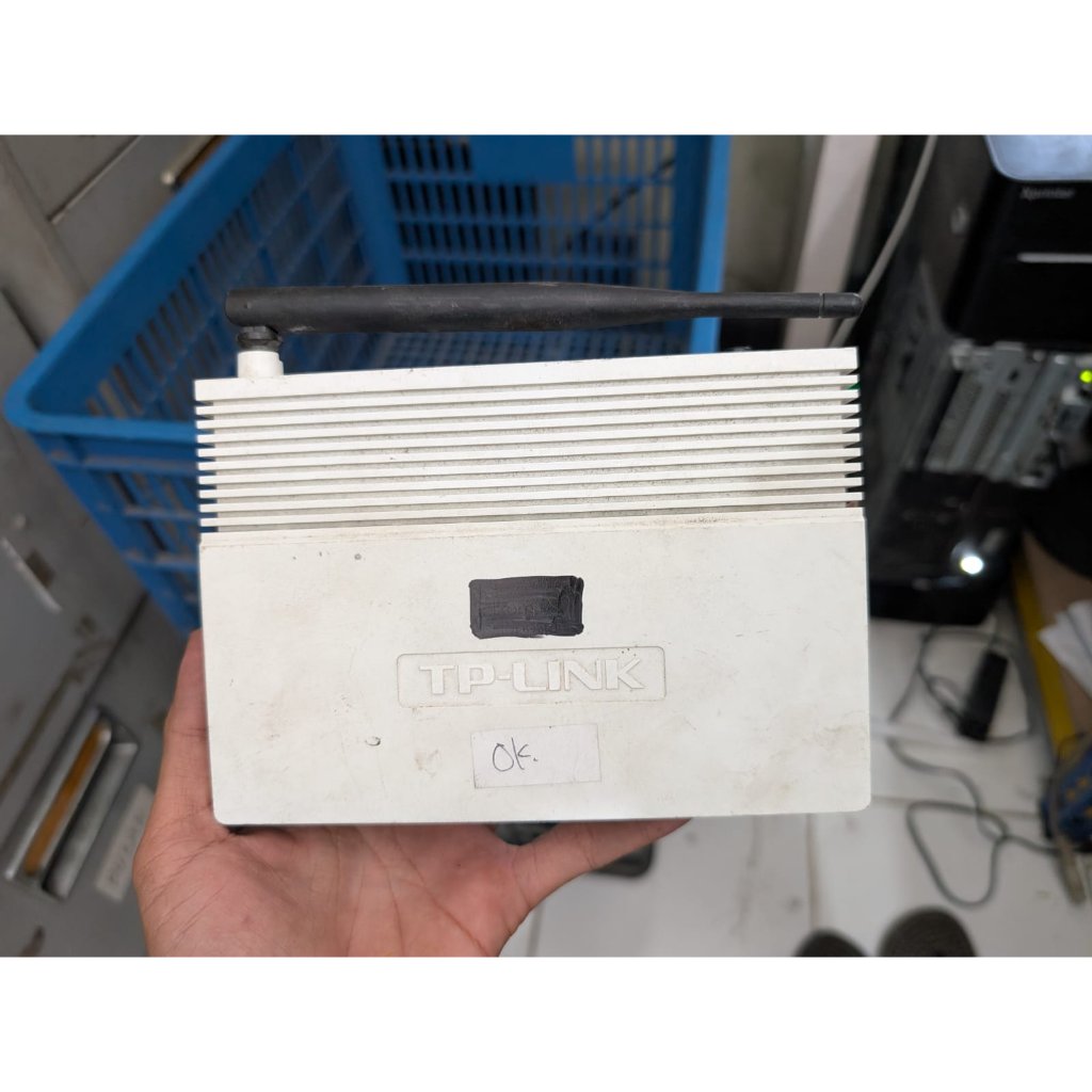 Modem Router TP-Link TD-W8101G 54Mbps ADSL2+ Bekas Normal - Unit Only