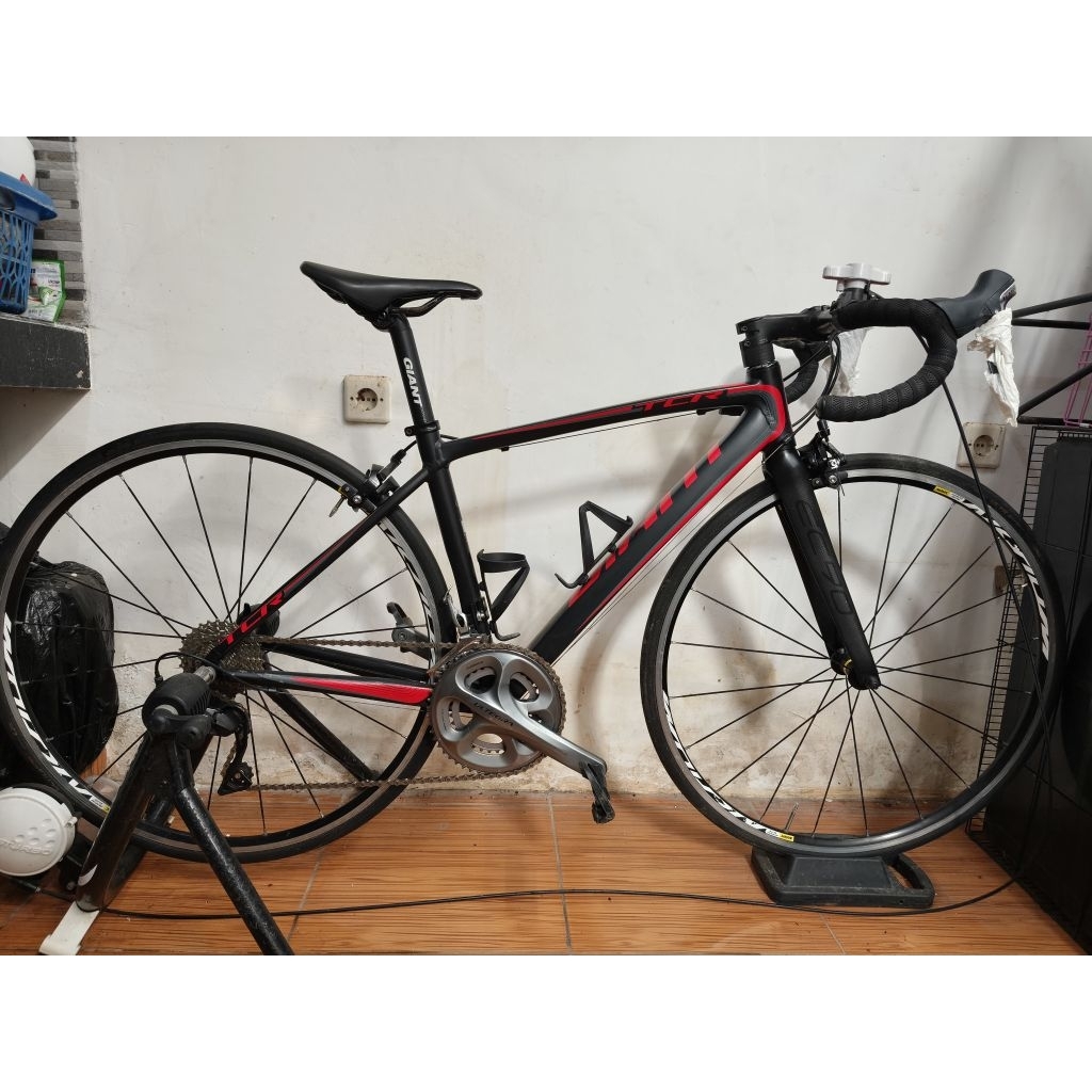 Roadbike Giant TCR Allux SL size S ukuran 46