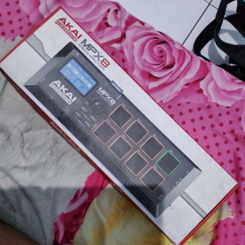 AKAI MPX8 LIKE NEW