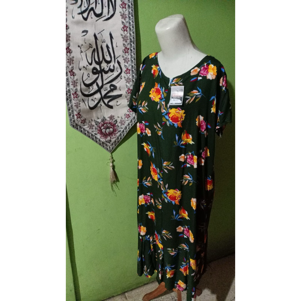 Daster motif bunga hitam