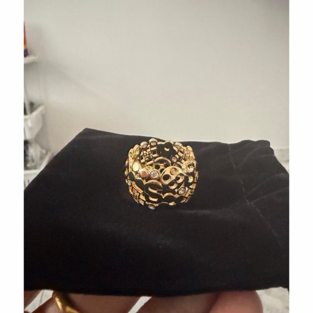 Ring brooch monogram buttonscraves
