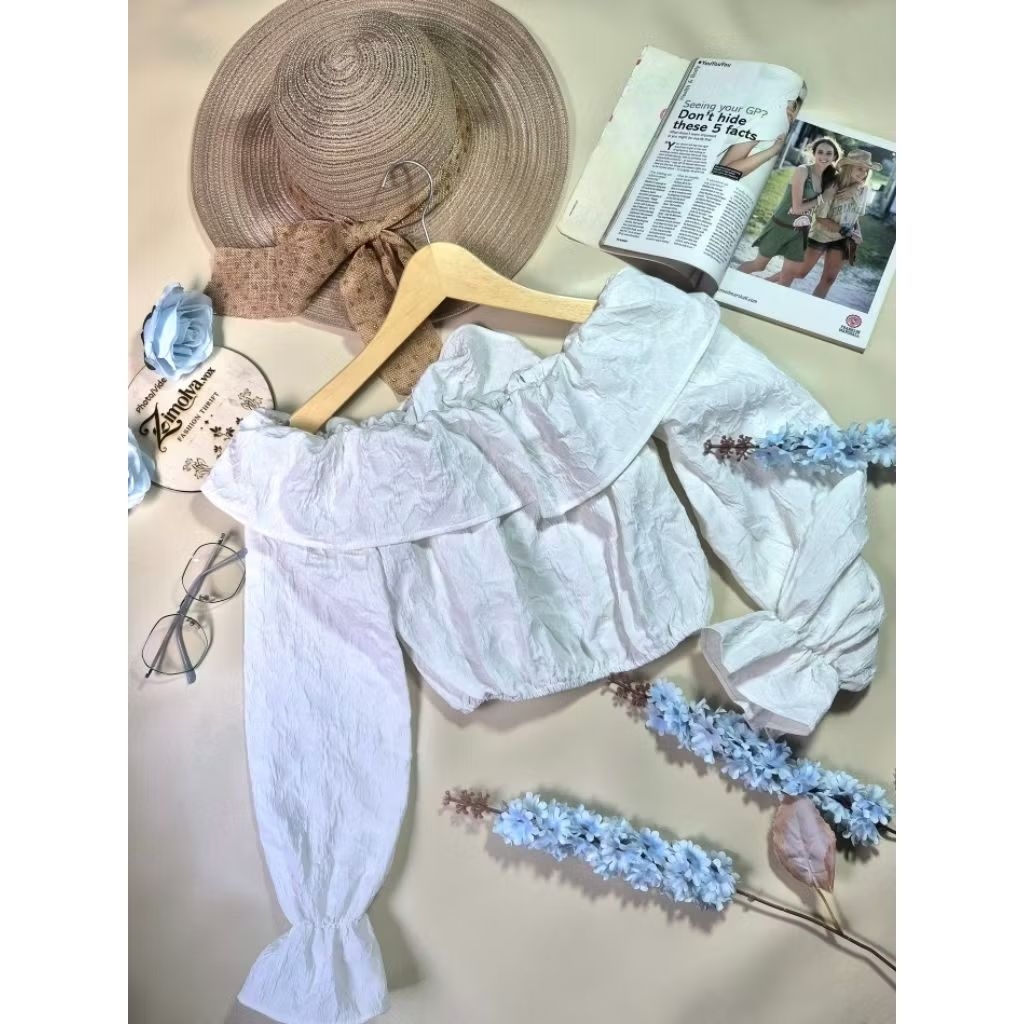 Atasan Sabrina/Sabrina/Sabrina Putih/Sabrina Putih Lengan Panjang/White Sabrina Cottagecore Embos Lo