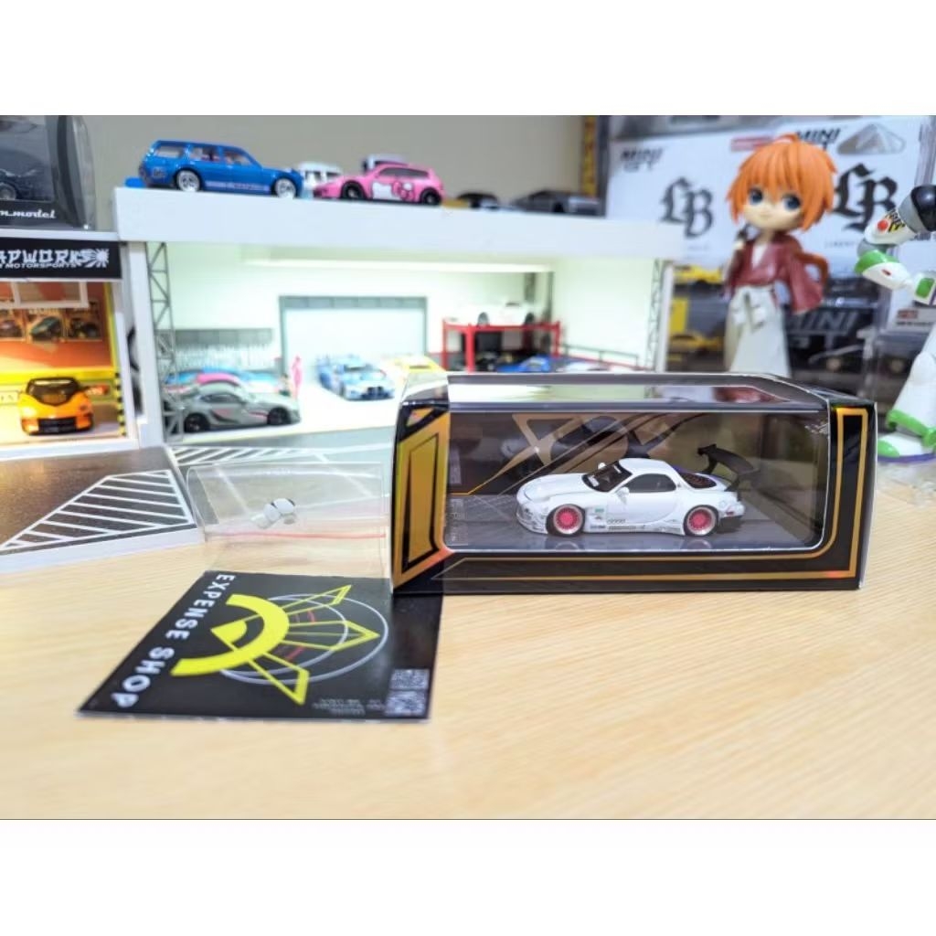 Error 404 x Old JDM School Mazda Rx7 Rocket Bunny White Limited 499pcs