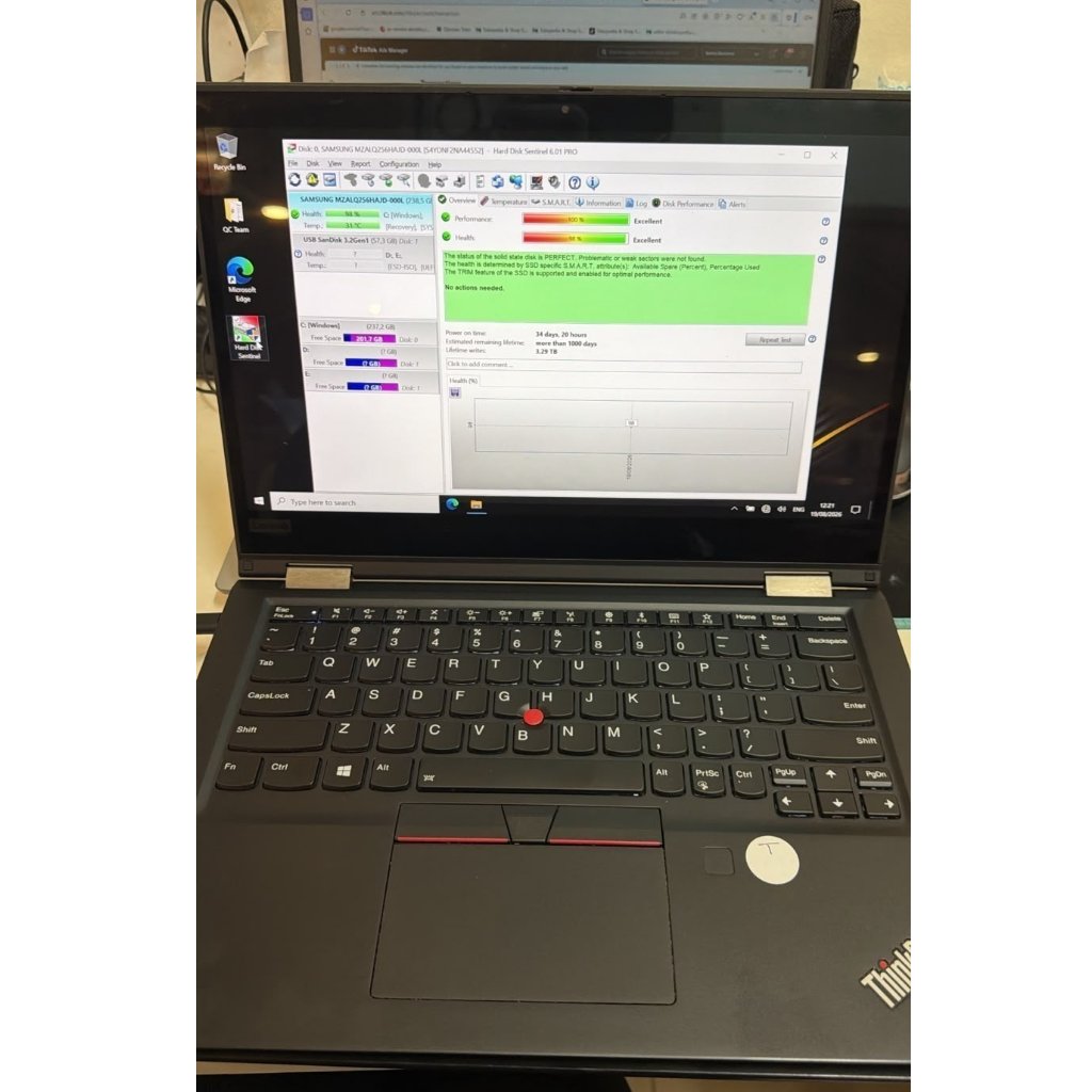 Thinkpad Yoga X390   CPU : i7 GEN 8