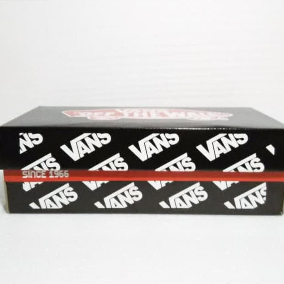 Kardus Box Sepatu Adidas Nike Puma Vans Converse Nb Kids