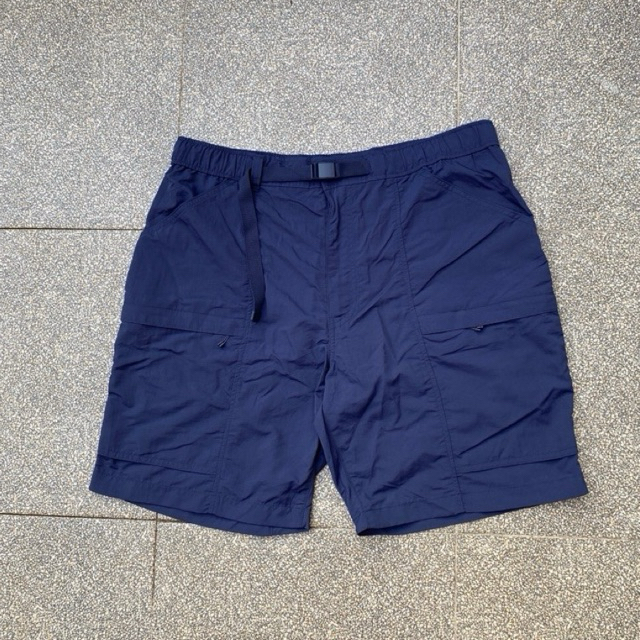 UNIQLO NYLON UTILITY GEARED SHORT PANT MEN