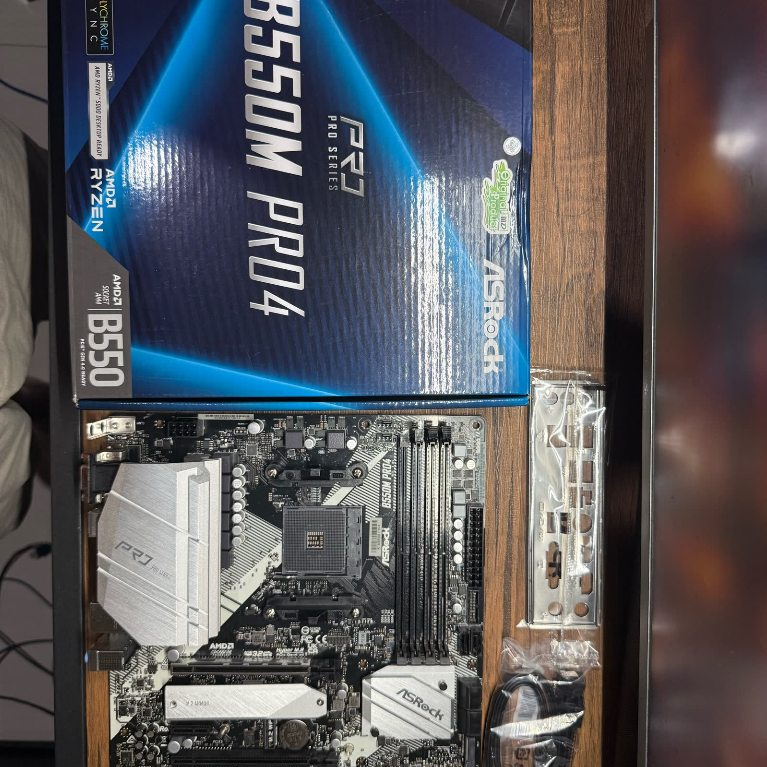 Motherboard ASRock B550M PRO4 AM4 Bekas Normal Unit Only