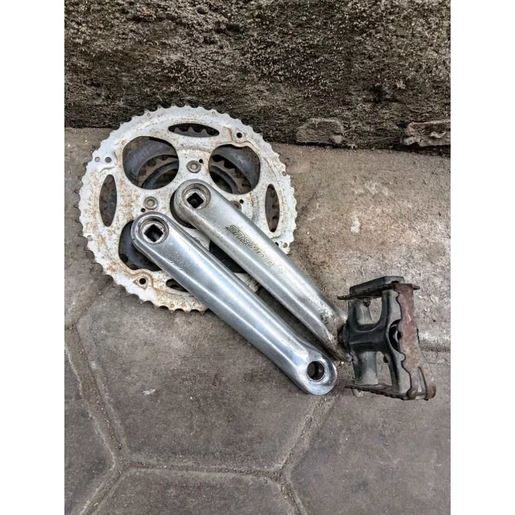 Crank SUNTOUR bekas