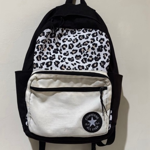 Preloved CONVERSE bag leopard motif