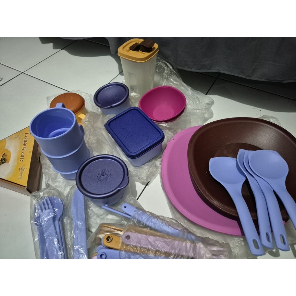 Checkout Tulipware