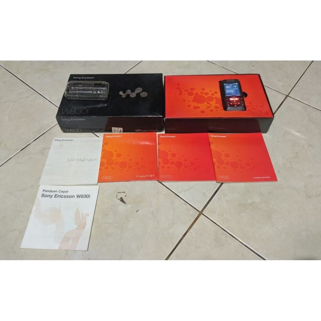 sony ericsson w830i hp + dus saja