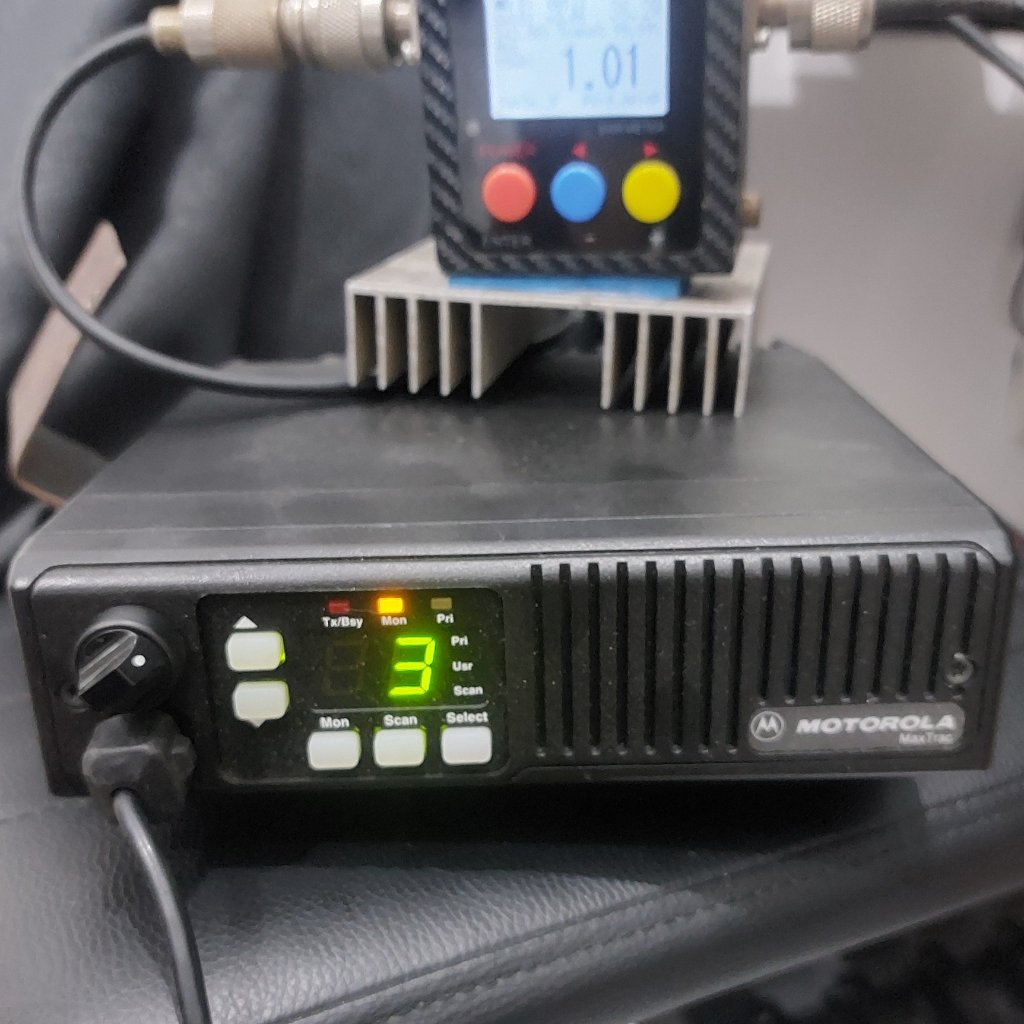 Motorola Gm300 VHF Normal MOTOROLA GM 300 Bekas Buat Bahan Repeater Motorola gm 300 Vhf