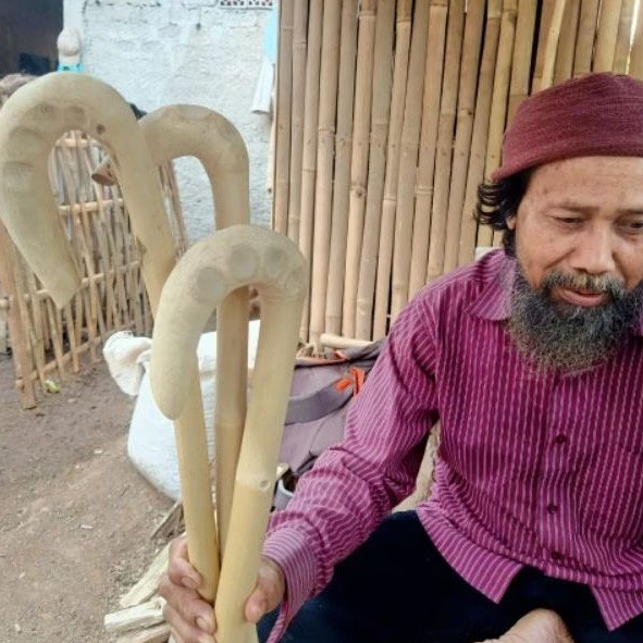 jual tongkat bambu unik siap pake harga perbuah 50 ribu