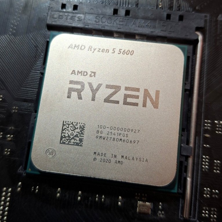 Processor AMD Ryzen 5 5600 AM4 Tray | Garansi Resmi ON Mei 2027 | Second Like New