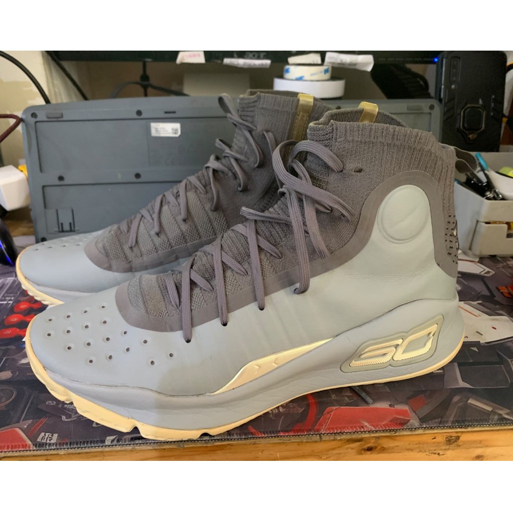sepatu basket UA SIZE 45.5 CURY