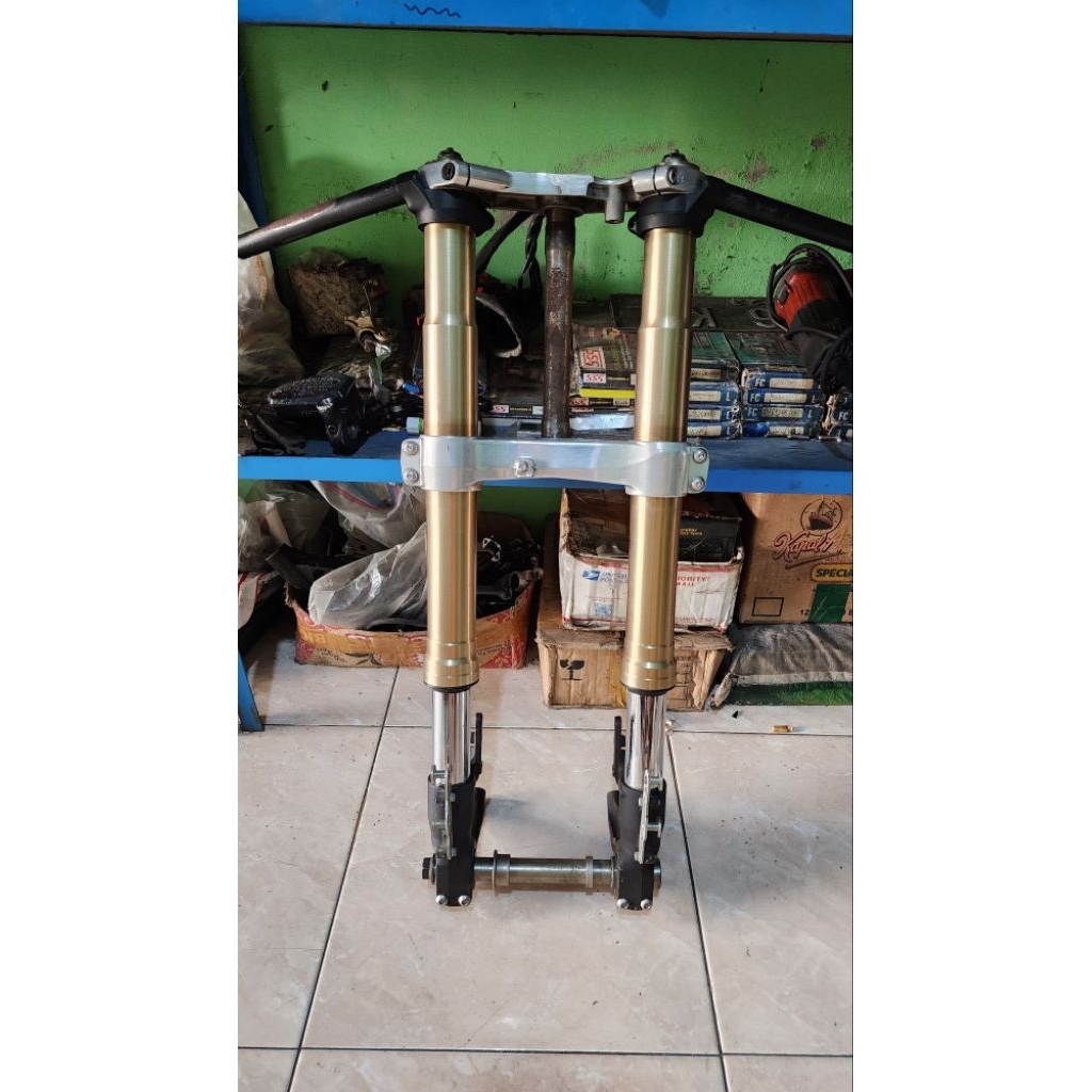 upsude down gsxr750 gsx 600 limbah moge setang jepit kaliper monoblock