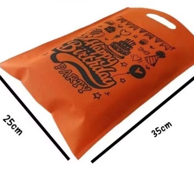 

READY TAS SPUNBOND SABLON TIPE OVAL / PLONG 25*35 CM 25 X 35 CM GROSIR MURAH GOODIE BAG GOODIEBAG/ TAS SPUNBOND TALI / TAS WEDDING / TAS UNDANGAN / TAS UNDANGAN SPUNBOND / TAS SPUNBOND SABLON /TAS SOUVENIR / TAS SOUVENIR MURAH / TAS SOUVENIR SPUNBOND