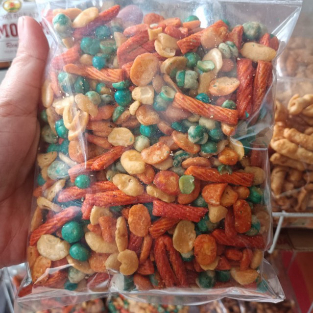 

Kacang campur kemasan 250gr
