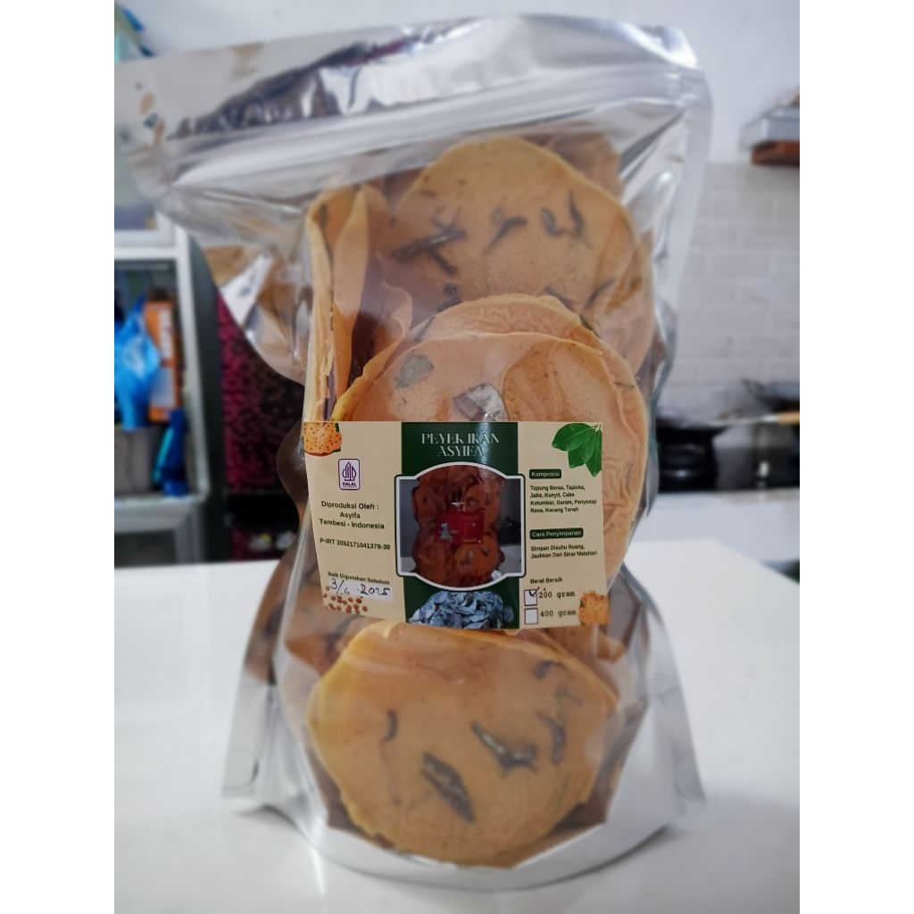 

RakikMaco/peyek ikan,peyek kacang tanah,peyek udang,peyektribarelang