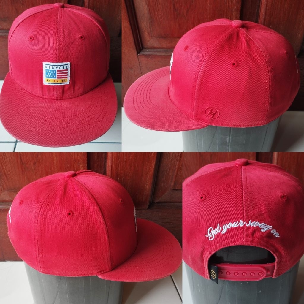 Topi snapback pria dewasa warna merah Urban Swagger second preloved