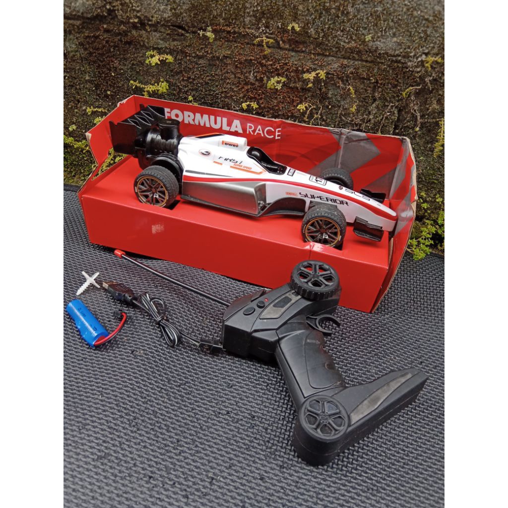 mobil remote control formula 1 skala 1:14