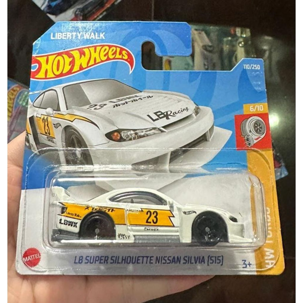 Hot Wheels Lbwk Nissan Silvia S15 Putih