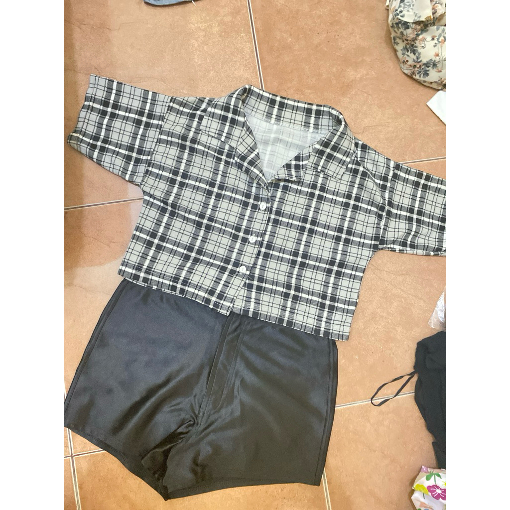 one set crop n celana pendek