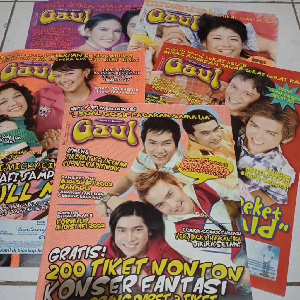 TABLOID REMAJA GAUL / TABLOID GAUL / KORAN GAUL / Bebas pilih