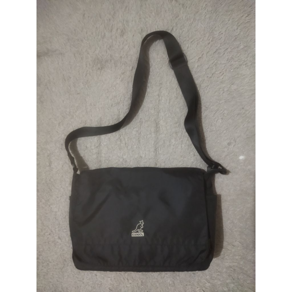 SLING BAG KANGOL