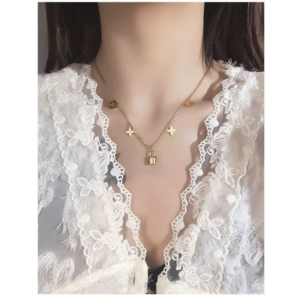 kalung gembok lv titanium