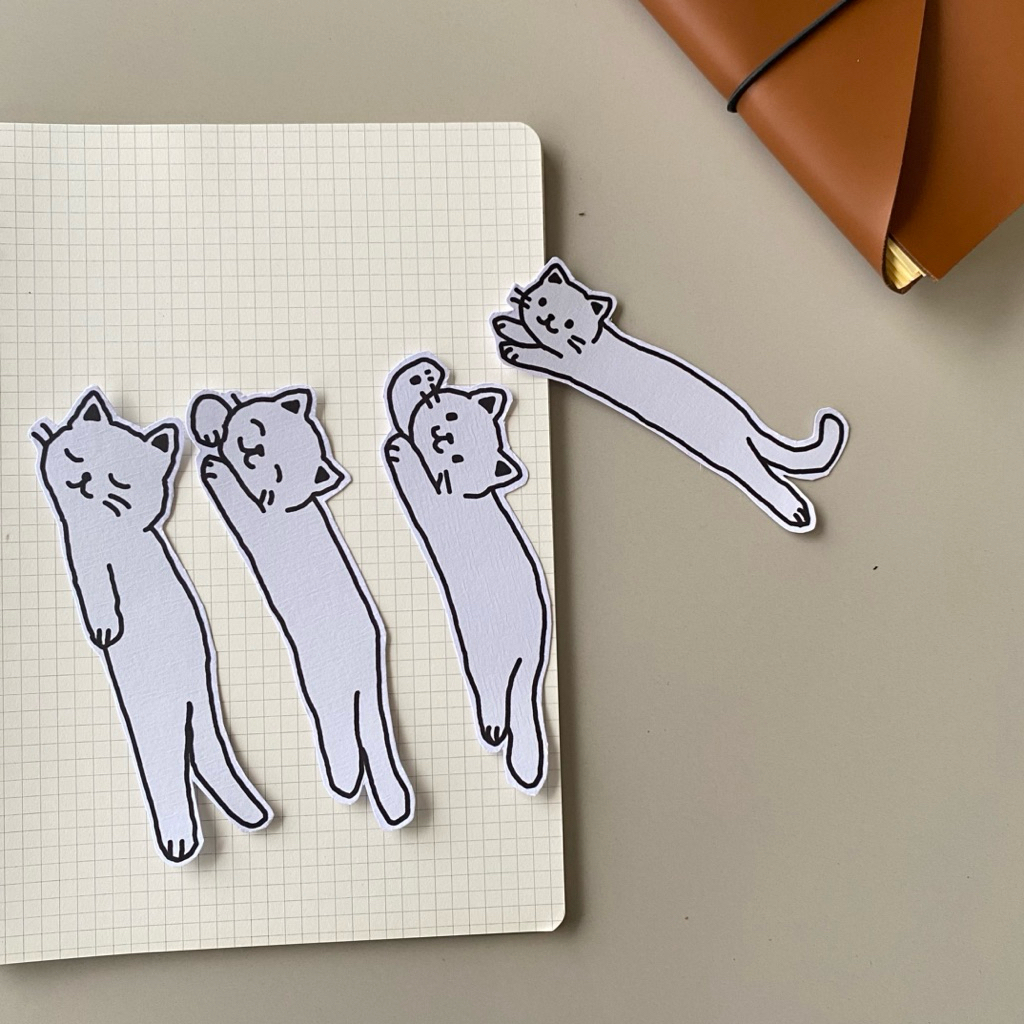 

Meow Bookmark by nufaloe