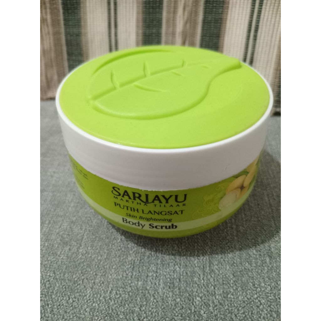 WADAH PLASTIK BEKAS KOSMETIK