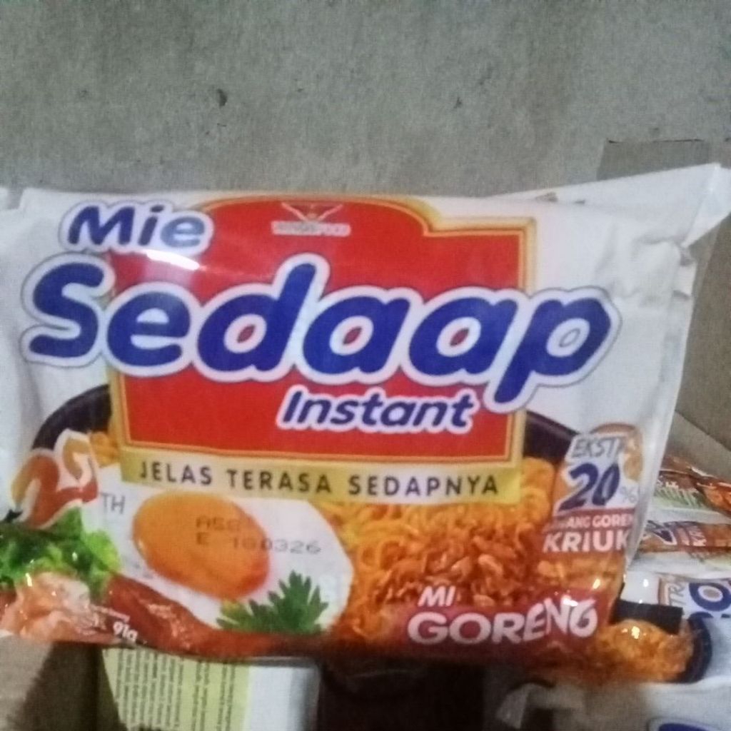 

mie sedap goreng kriuk isi 5 pcs