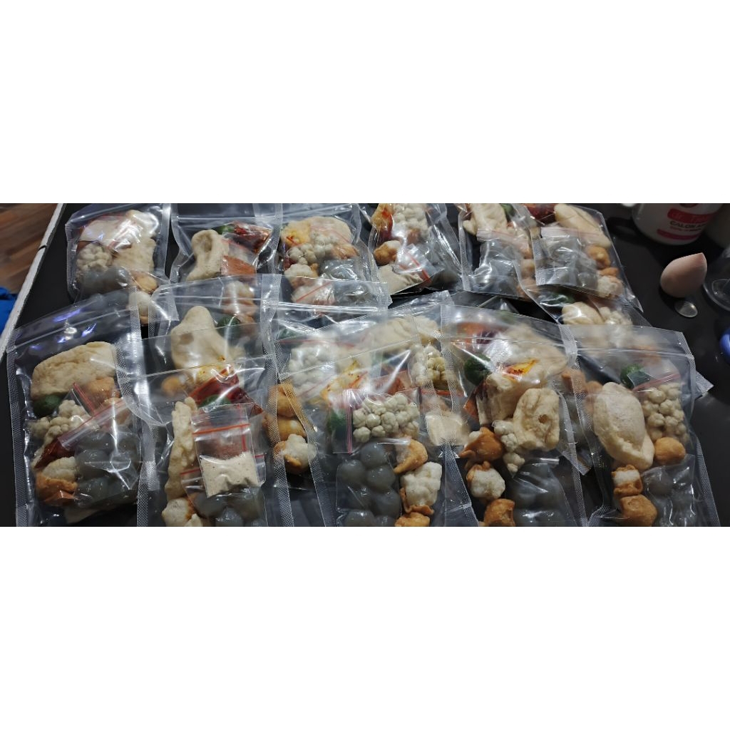 

bakso aci chili oil, harga per 3 pcs