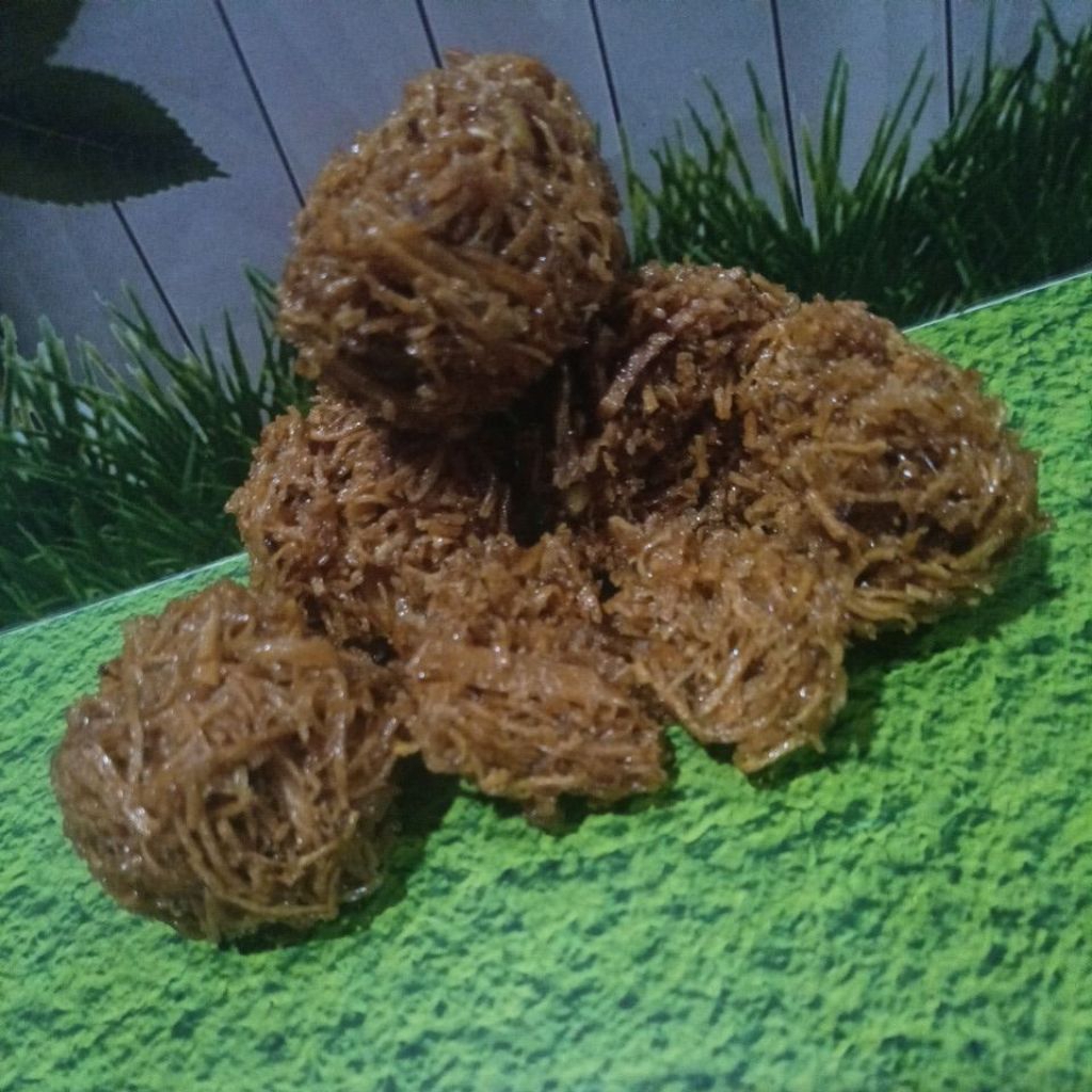 

grubi bulat manis caramel