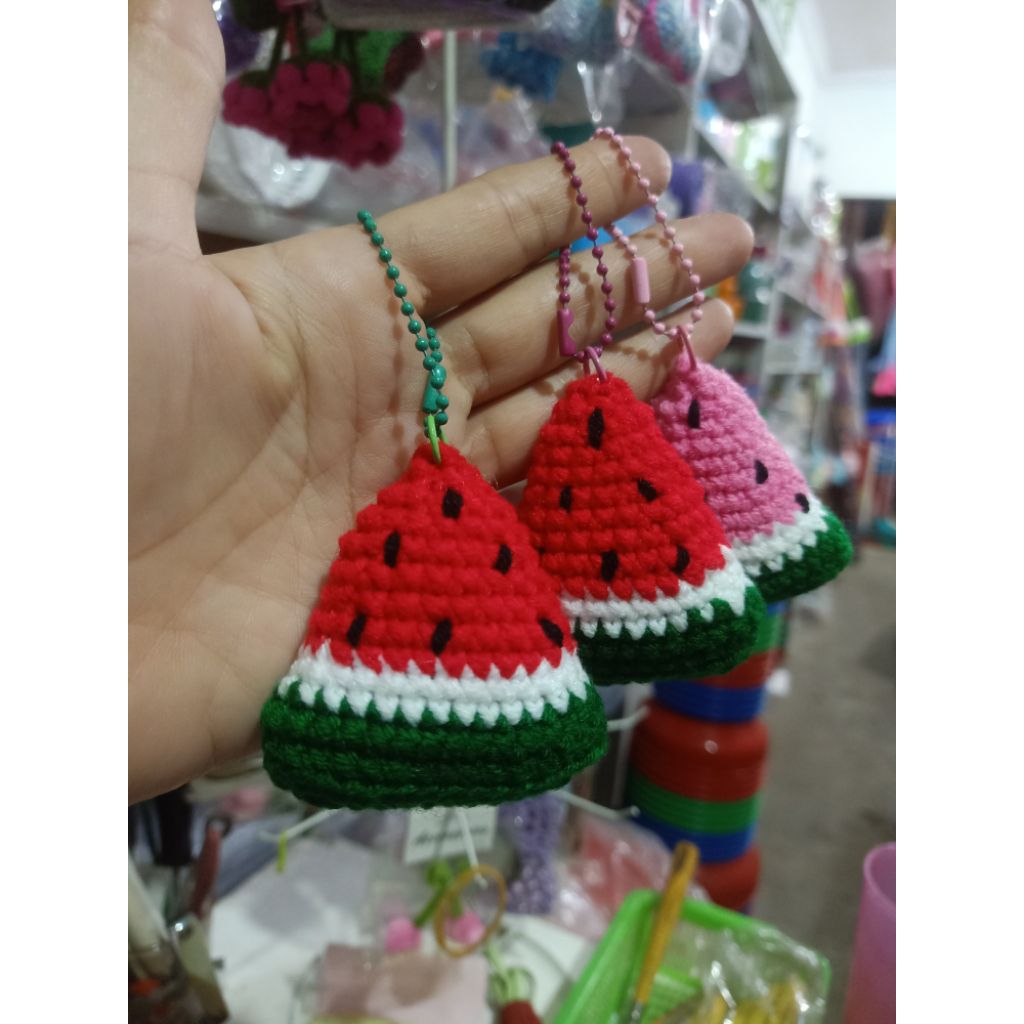 Gantungan kunci rajut/gantungan tas rajut