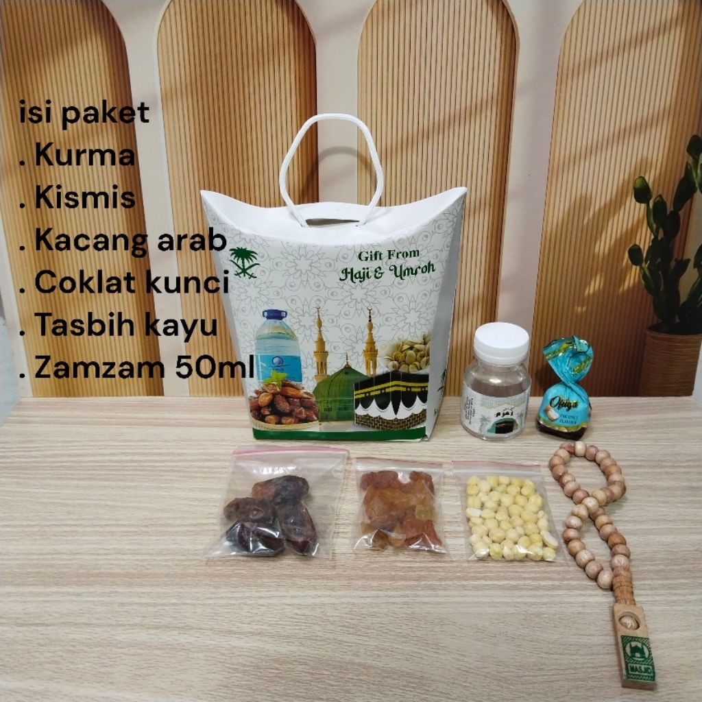 

Paket Oleh-Oleh Haji dan Umroh Coklat + Tasbih kayu (Paket A) Hampers Makanan khas Arab Satuan/Pcs