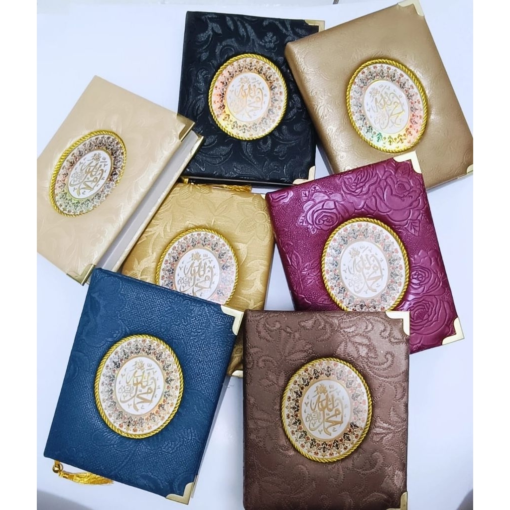 COVER YASIN LAPIS BUSA