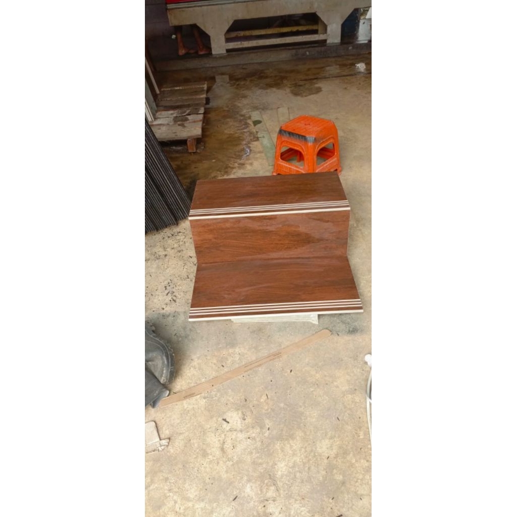 granit tangga walnut 30x60/keramik tangga walnut 30x60