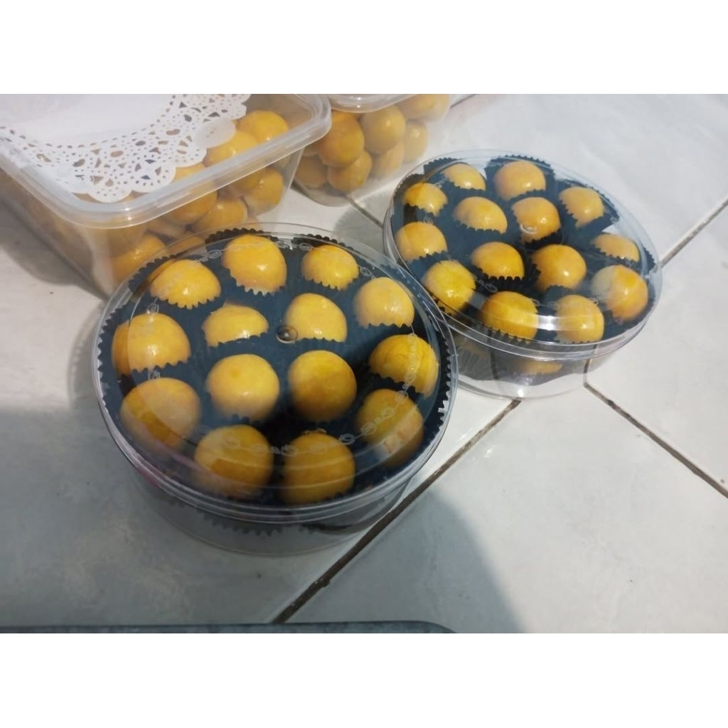 

NASTAR HOMEMADE PREMIUM KEMASAN BULAT