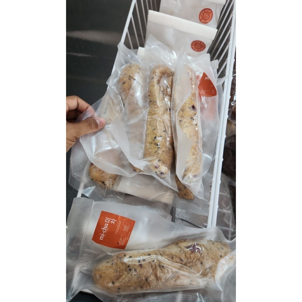 

sourdough early grey creamcheese (roti sehat)