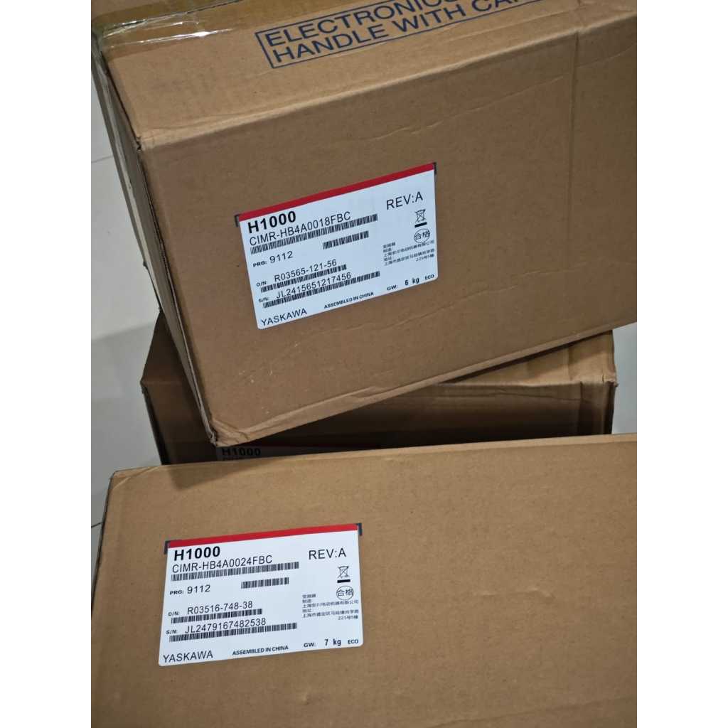 Inverter Yaskawa H1000 CIMR-HB4A0024FBC Rev. A