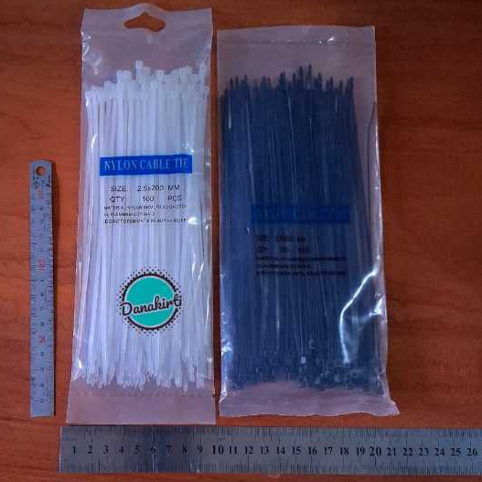 

Cable Ties/ Kabel Tis 2.5 x 200 mm ( Kepala Kecil ) Isi 100 Pcs/ Pak