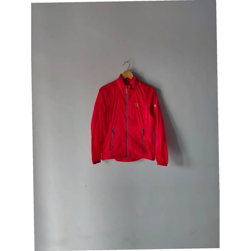 Jaket Running Tipis MOUNTAIN HARDWARE Waterproof Size S Original Second