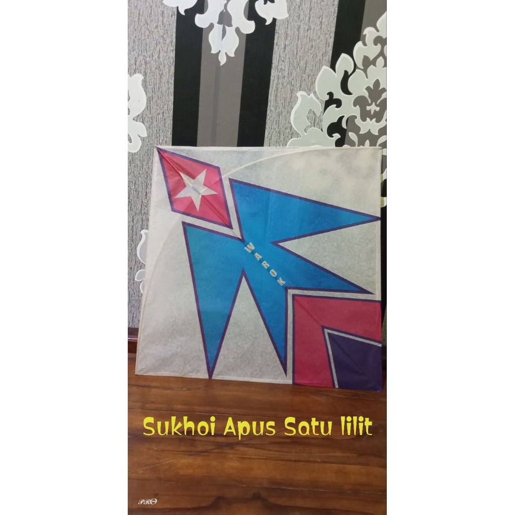 LAYANGAN SUKHOI & STANDART APUS LILIT SATU KERTAS TISU isi 25pcs 30 40 & 50pcs Warna Rendom