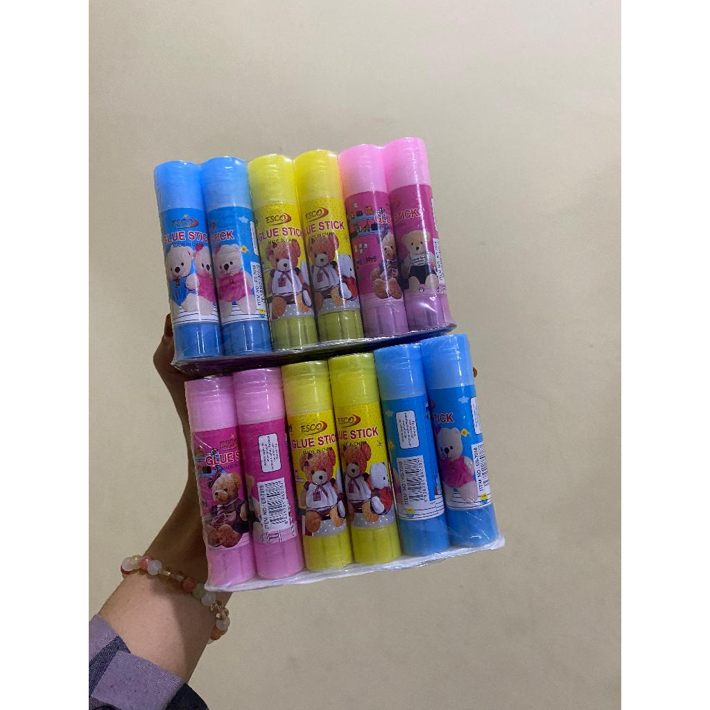 

Pi (ISI 24 PCS) LEM GLUE STIK 10 GRAM/LEM STICK/LEM MURAH/LEM FANCY/GLUE STIK FANCY