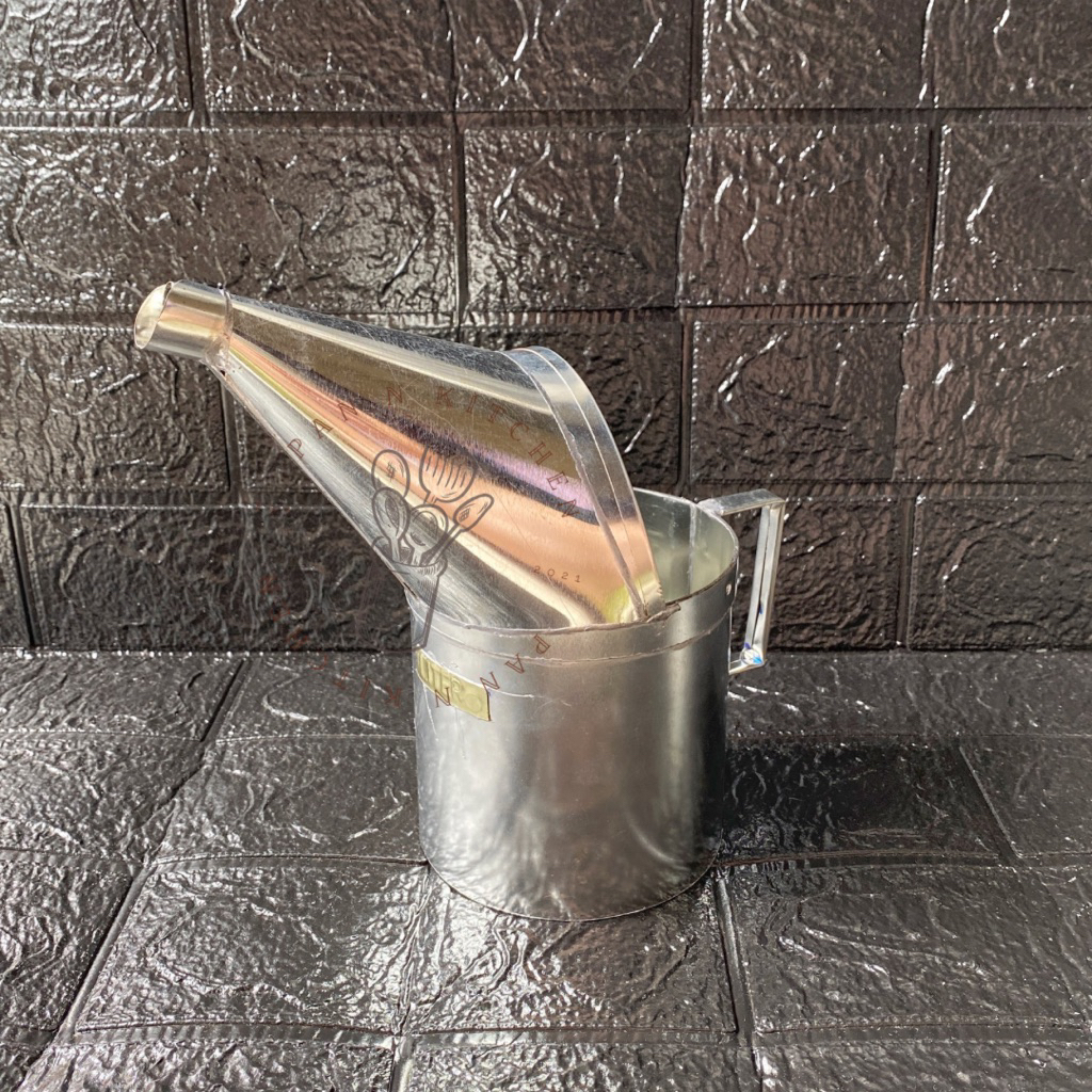 Literan Minyak Corong / Canting Minyak/ Takaran Minyak 1 Liter/ Literan Canting Minyak Corong 1 Lite